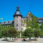 Tannenhof Hotel 3*